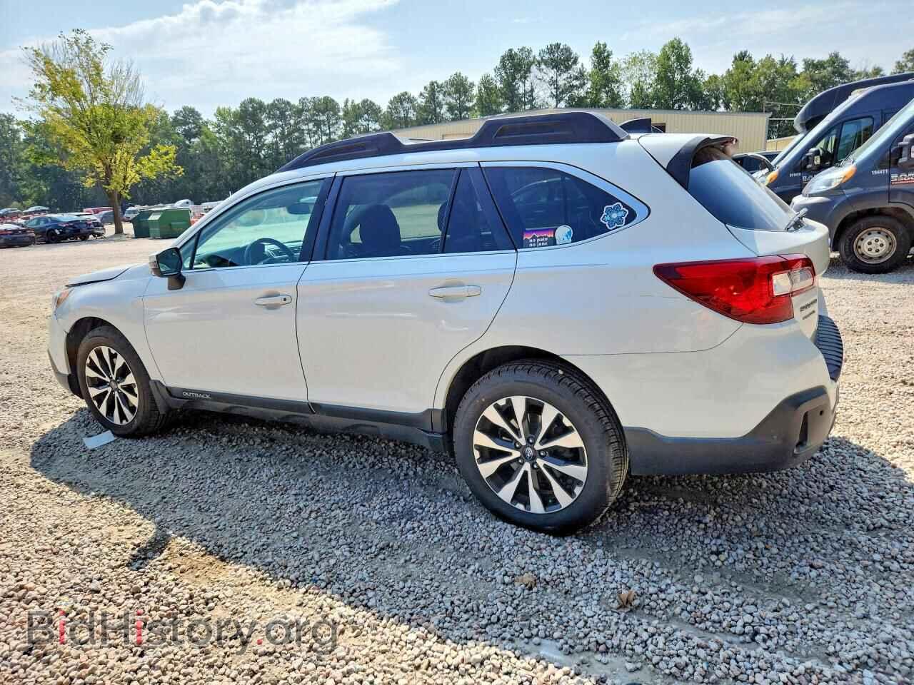 2017 SUBARU OUTBACK - VIN: 4S4BSANC1H3233676 - Фото 2