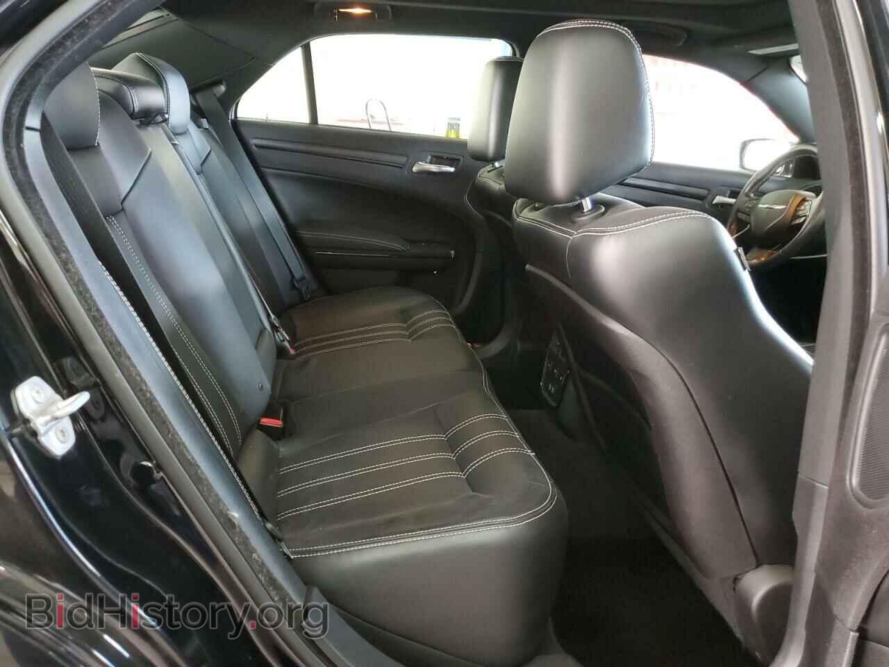2015 CHRYSLER 300 - VIN: 2C3CCAGG4FH820877 - Фото 10