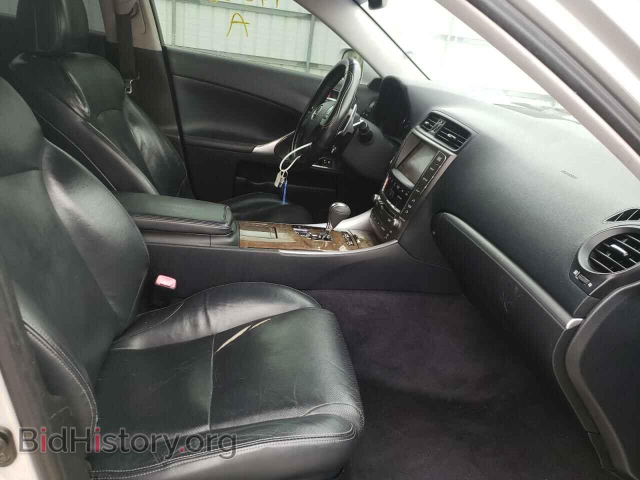 2011 LEXUS IS - VIN: JTHCF5C29B5047683 - Photo 5