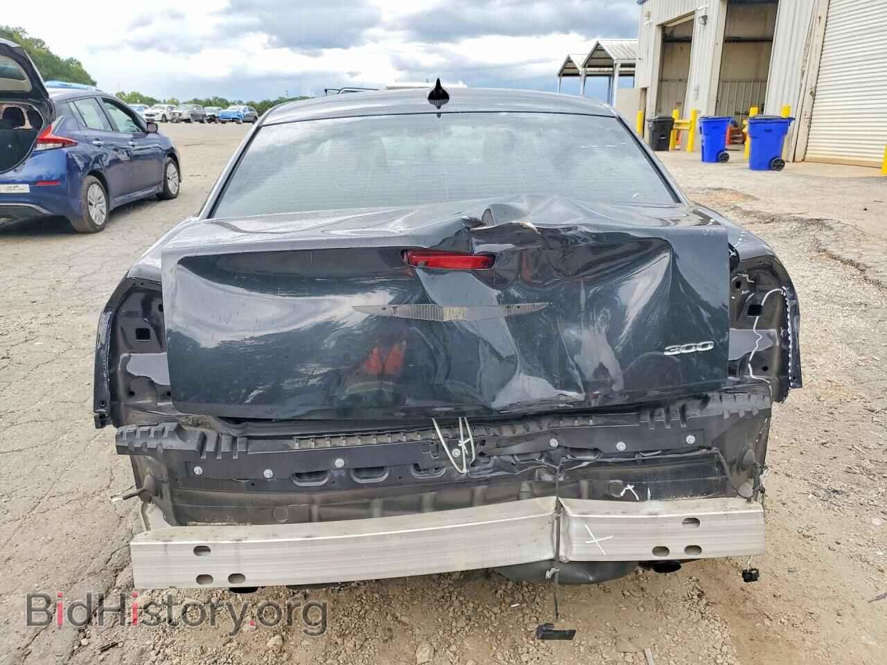 2019 CHRYSLER 300 - VIN: 2C3CCAAG0KH746103 - Photo 6