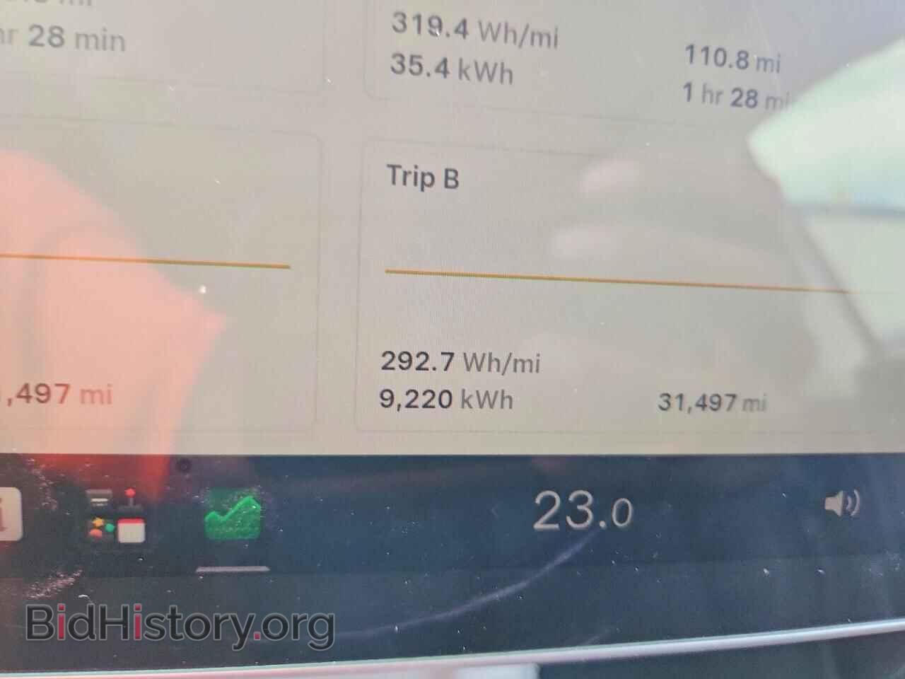 2022 TESLA MODEL Y - VIN: 7SAYGDEF8NF522986 - Photo 9