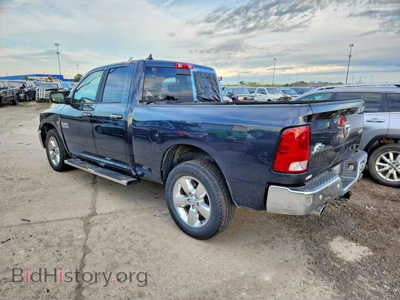 2018 RAM 1500 - VIN: 1C6RR7GT2JS312386 - Photo 2