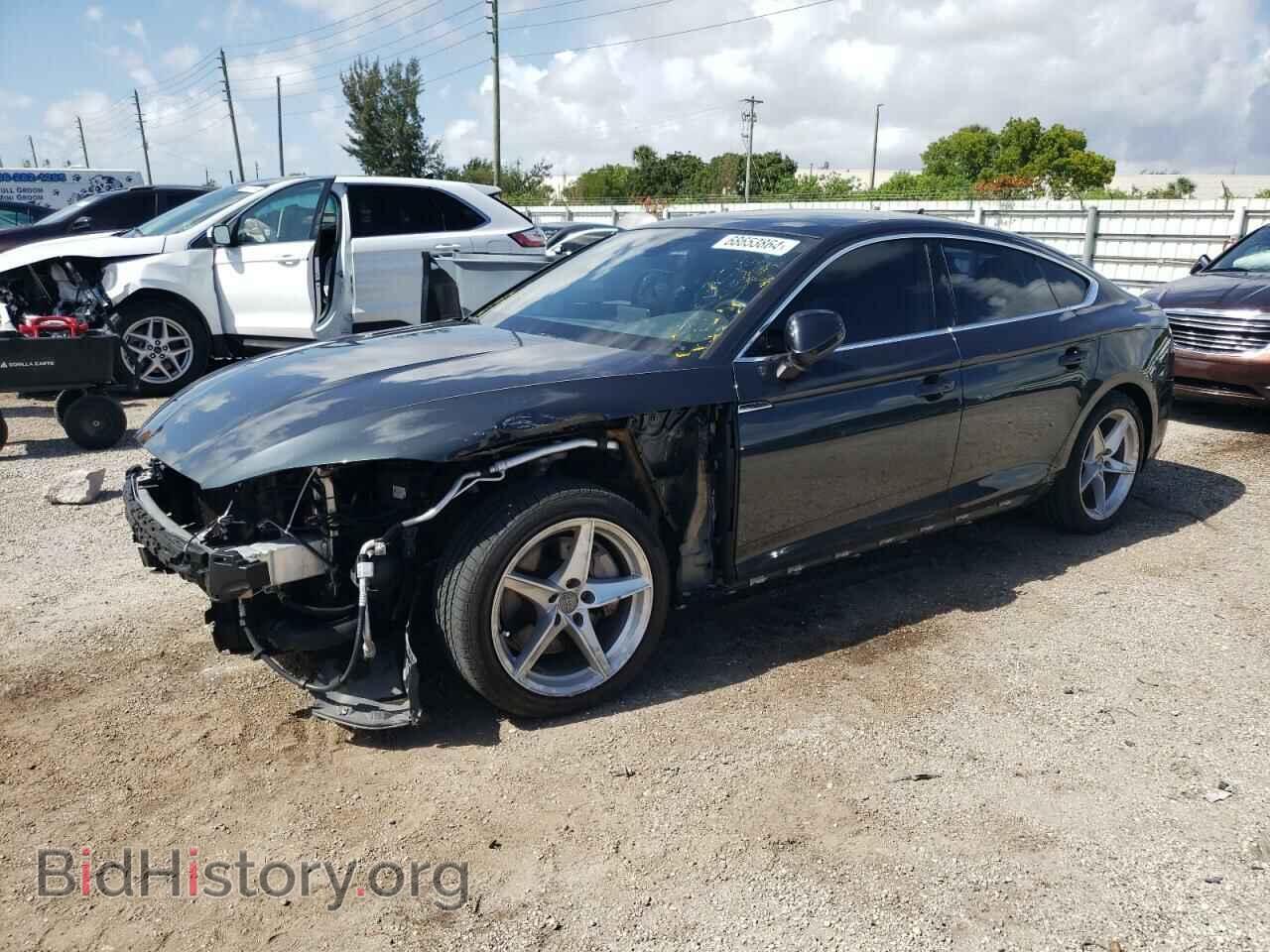 Photo WAUENCF53KA030583 - AUDI A5 2019