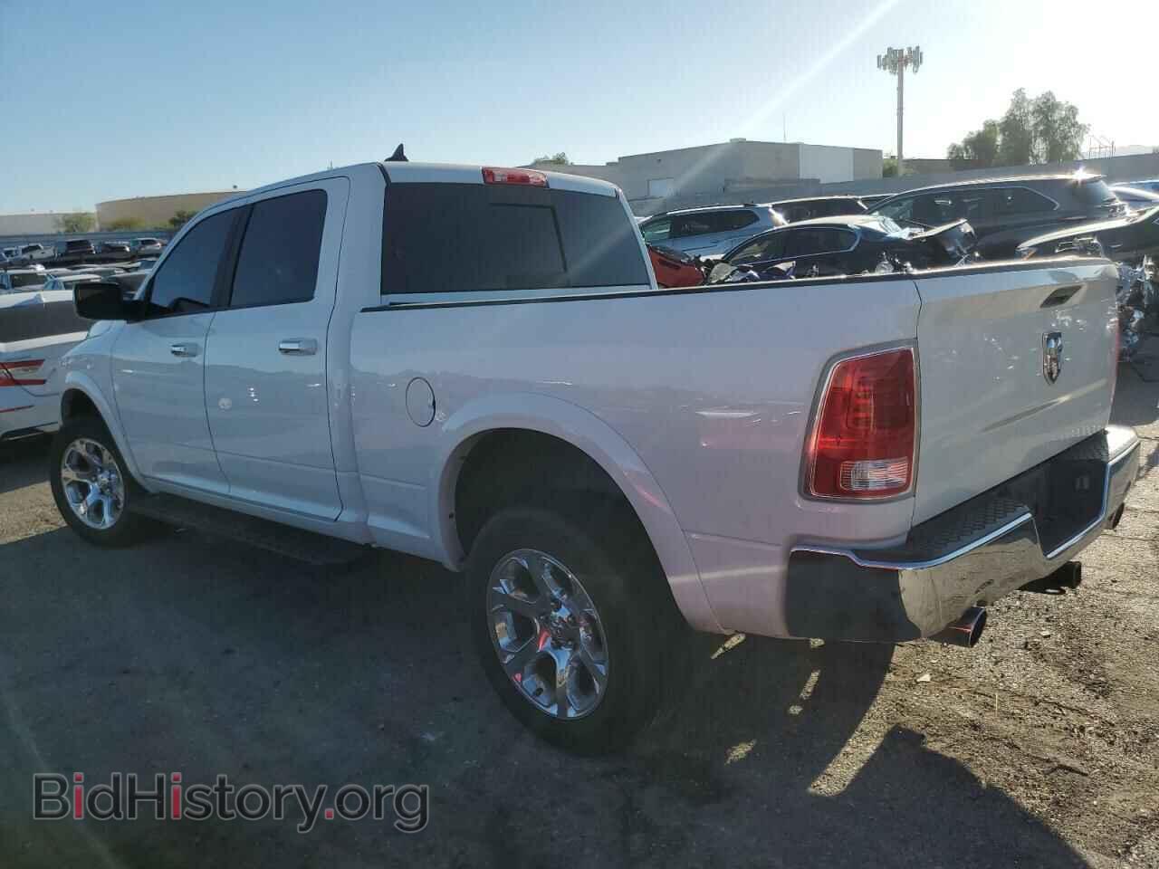 2017 RAM 1500 - VIN: 1C6RR7VT5HS800079 - Фото 2