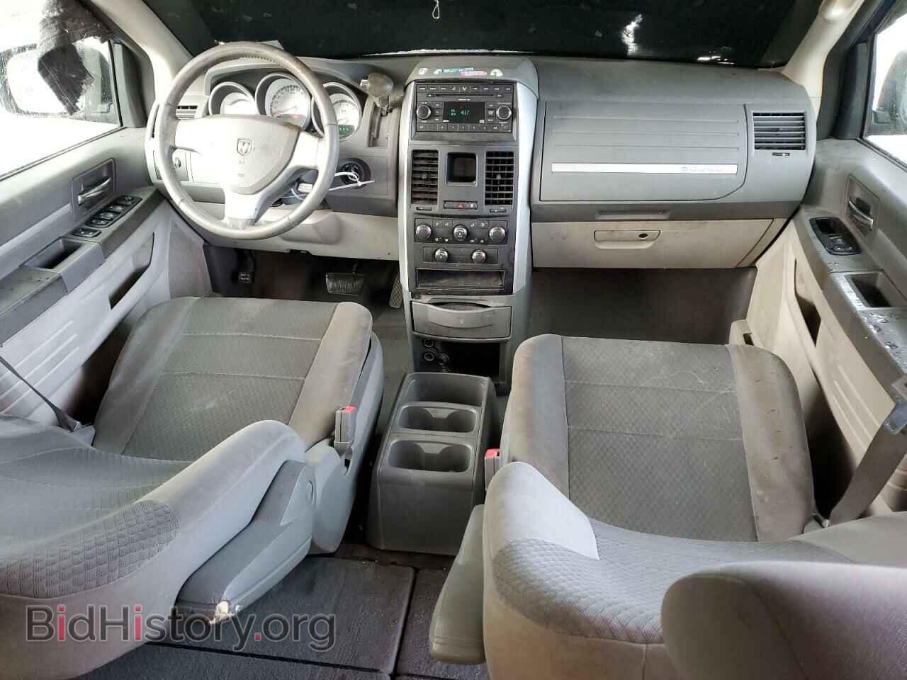 2010 DODGE CARAVAN - VIN: 2D4RN3D10AR396700 - Photo 8