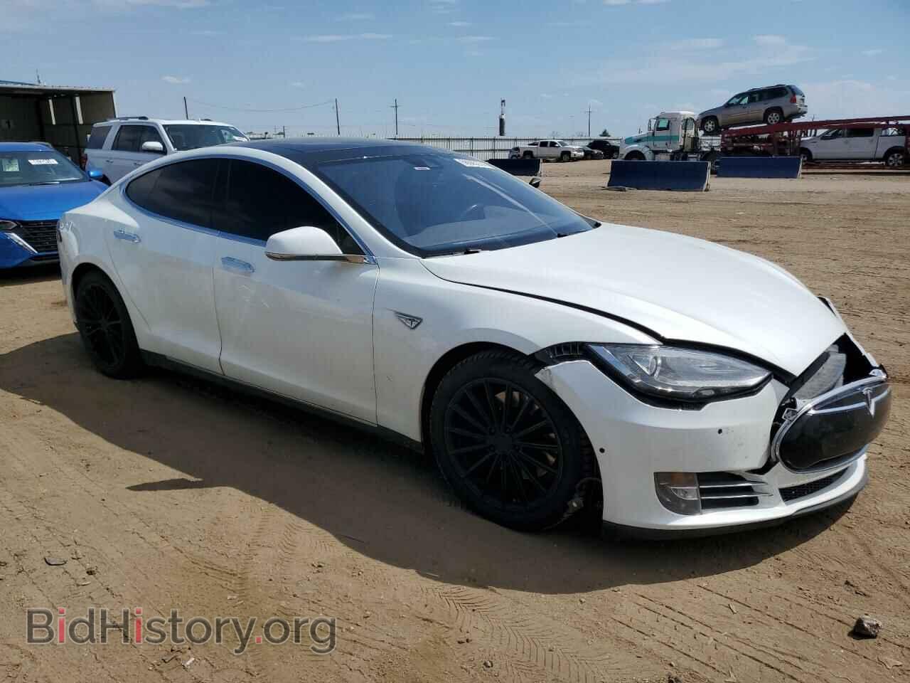 2015 TESLA MODEL S - VIN: 5YJSA1E22FF107387 - Фото 4