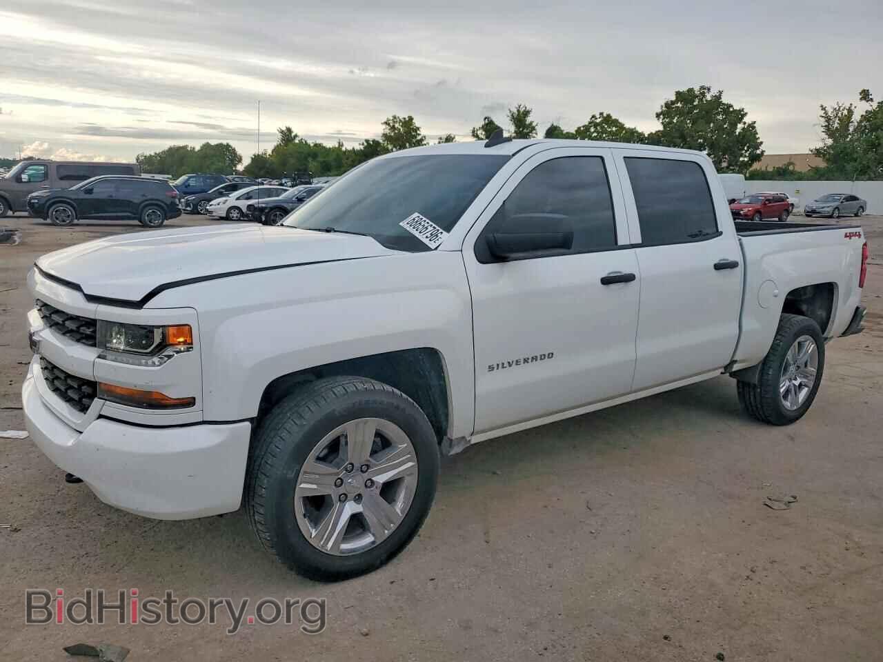 Фотография 3GCUKPEC5JG581175 - CHEVROLET SILVERADO 2018
