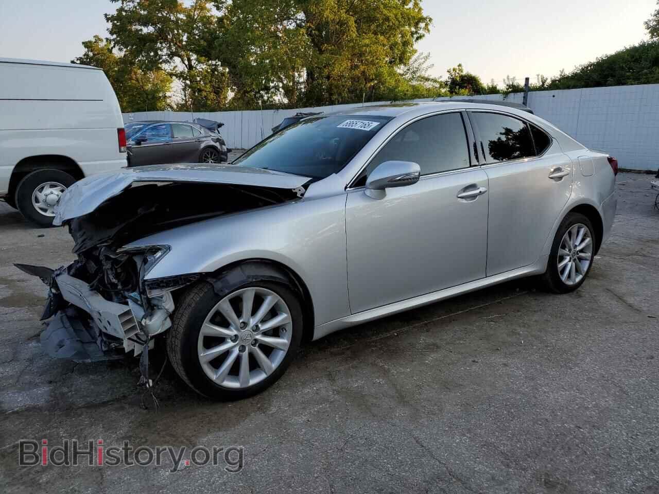 Photo JTHCF5C27A5042223 - LEXUS IS 2010