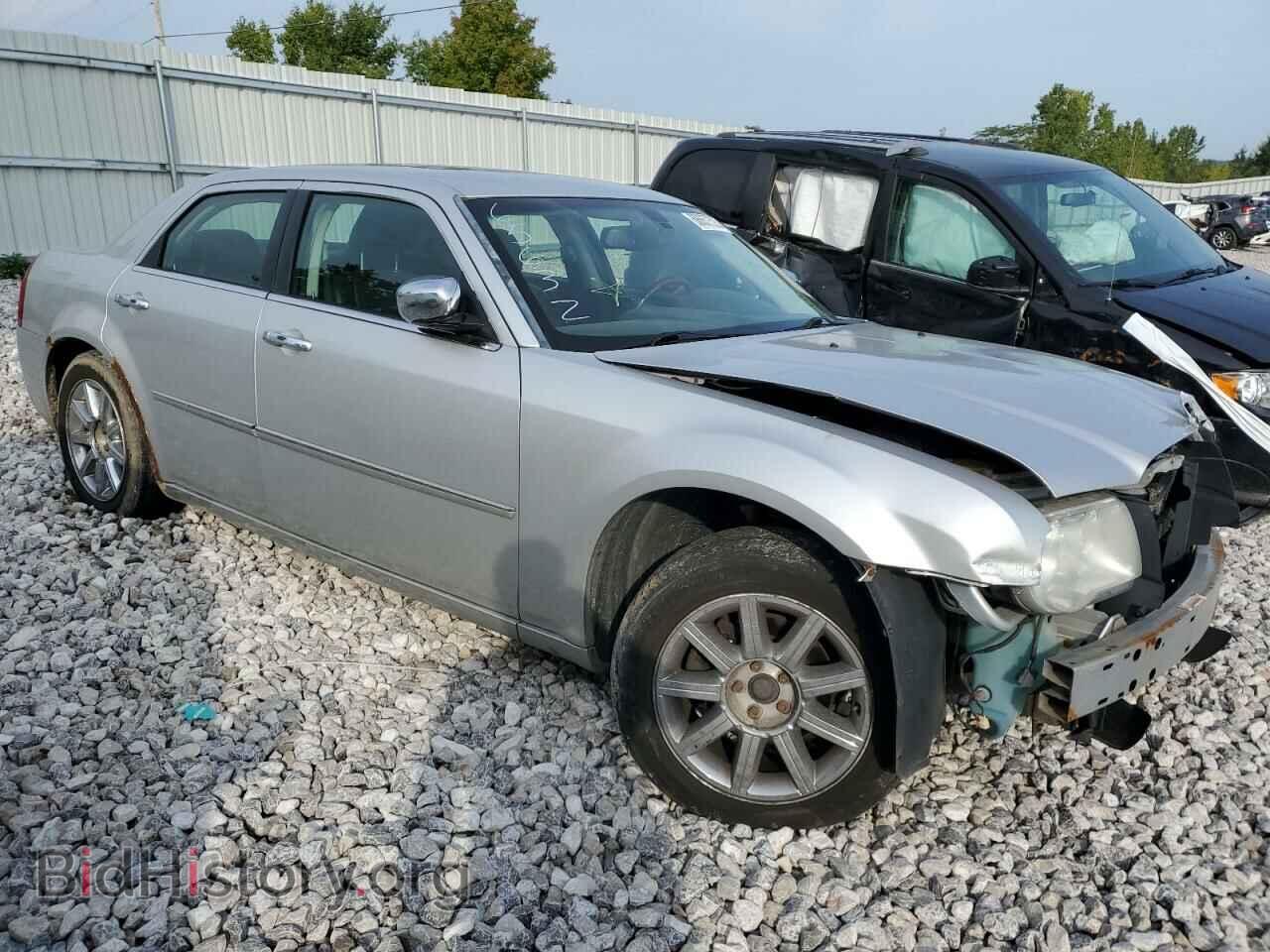 2009 CHRYSLER 300 - VIN: 2C3KA33V59H565632 - Фото 4