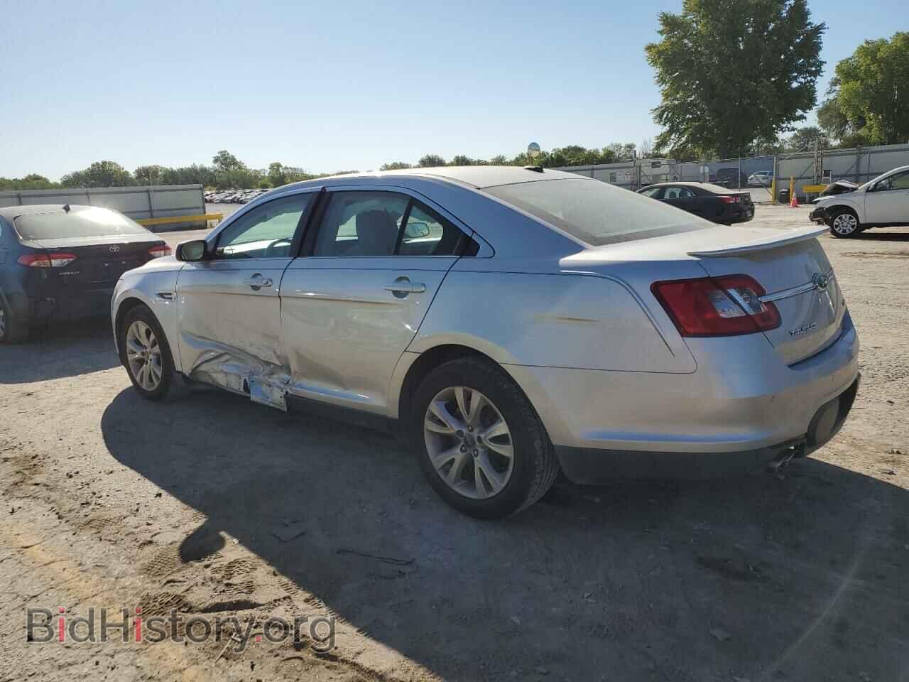 2010 FORD TAURUS - VIN: 1FAHP2EW9AG150940 - Фото 2