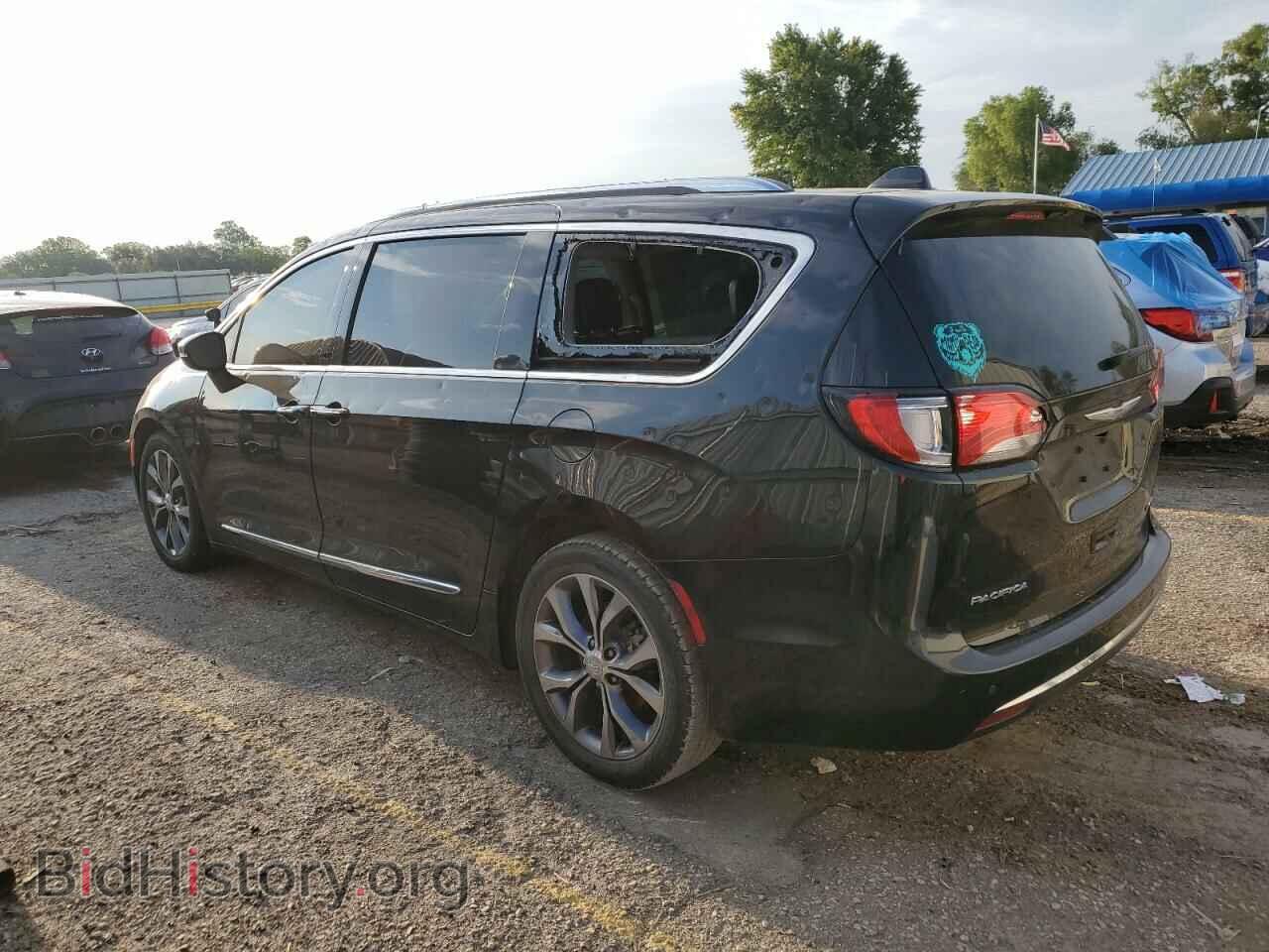 2017 CHRYSLER PACIFICA - VIN: 2C4RC1GG9HR744429 - Фото 2