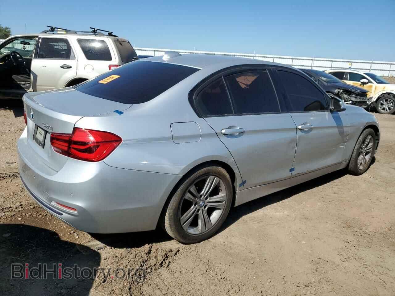 2016 BMW 3 SERIES - VIN: WBA8E3G51GNU04877 - Фото 3