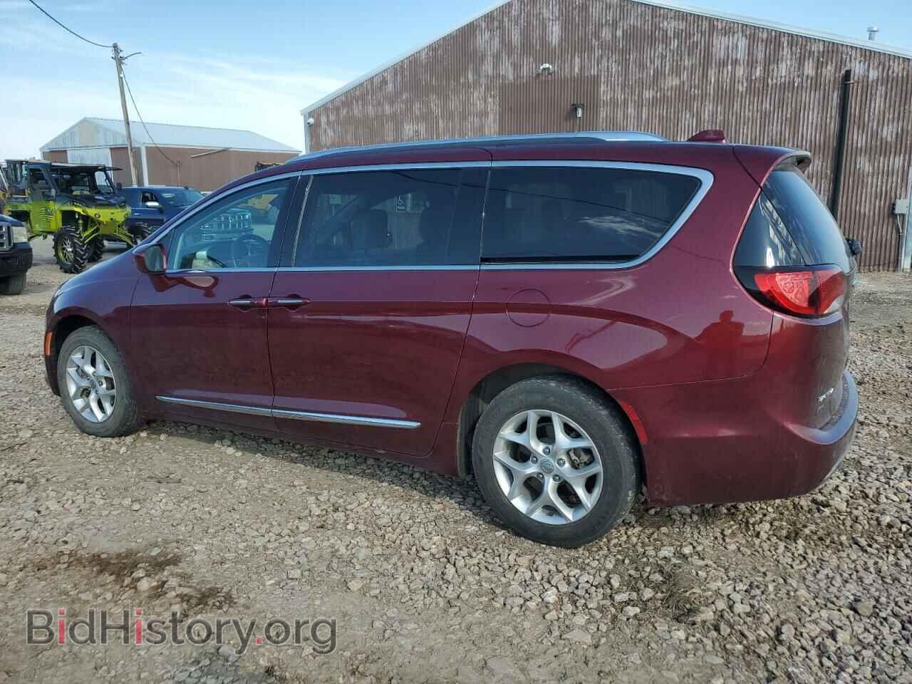2017 CHRYSLER PACIFICA - VIN: 2C4RC1EGXHR752459 - Photo 2