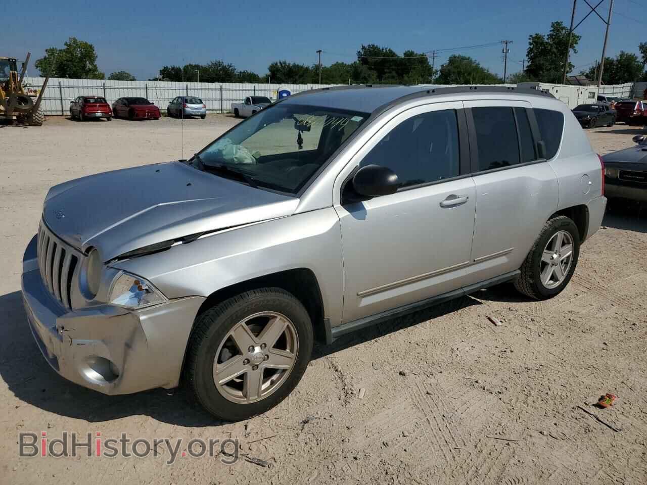 Photo 1J4NT4FB2AD549216 - JEEP COMPASS 2010