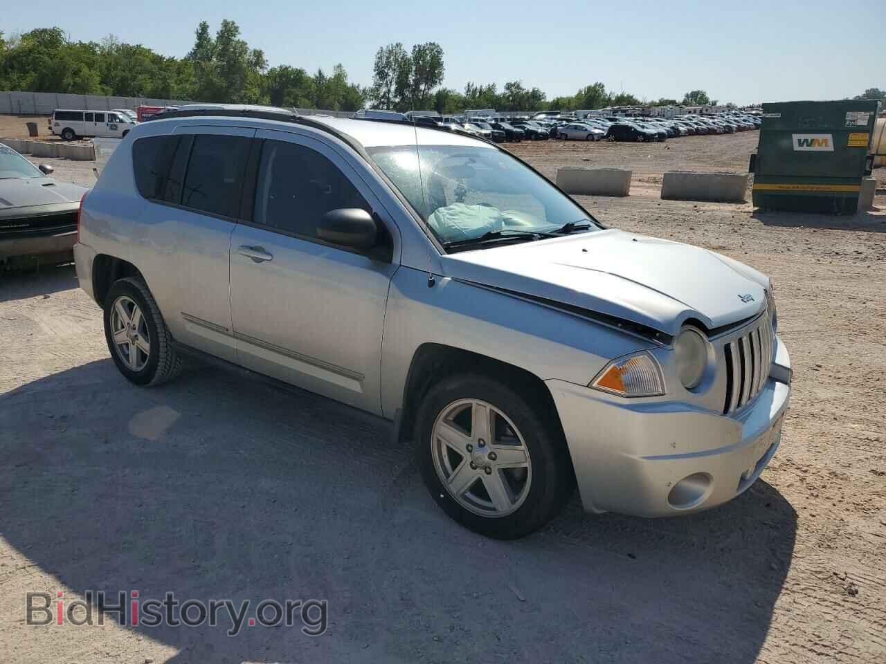 2010 JEEP COMPASS - VIN: 1J4NT4FB2AD549216 - Фото 4