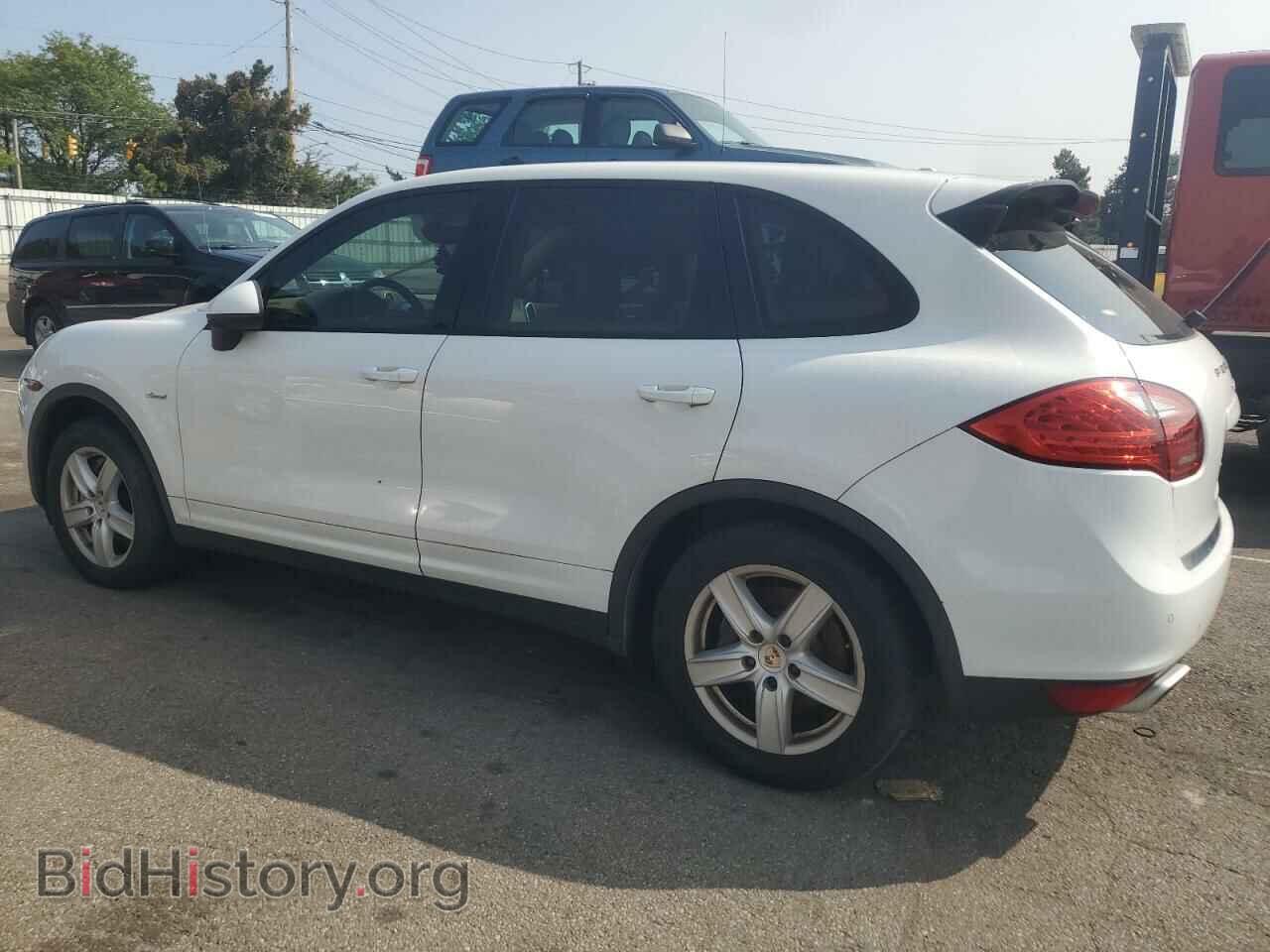 2013 PORSCHE CAYENNE - VIN: WP1AF2A26DLA29228 - Фото 2