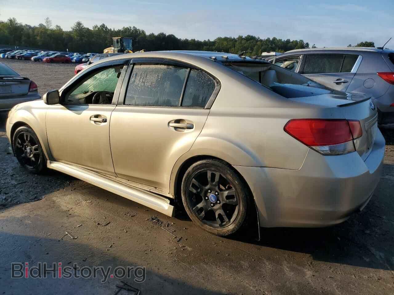 2010 SUBARU LEGACY - VIN: 4S3BMBL67A3244561 - Фото 2
