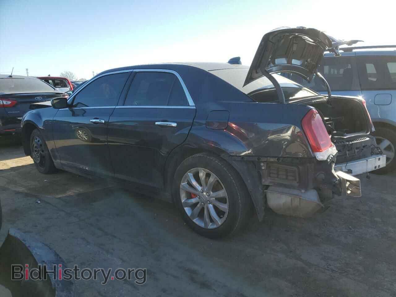2016 CHRYSLER 300 - VIN: 2C3CCAKG3GH208422 - Фото 2