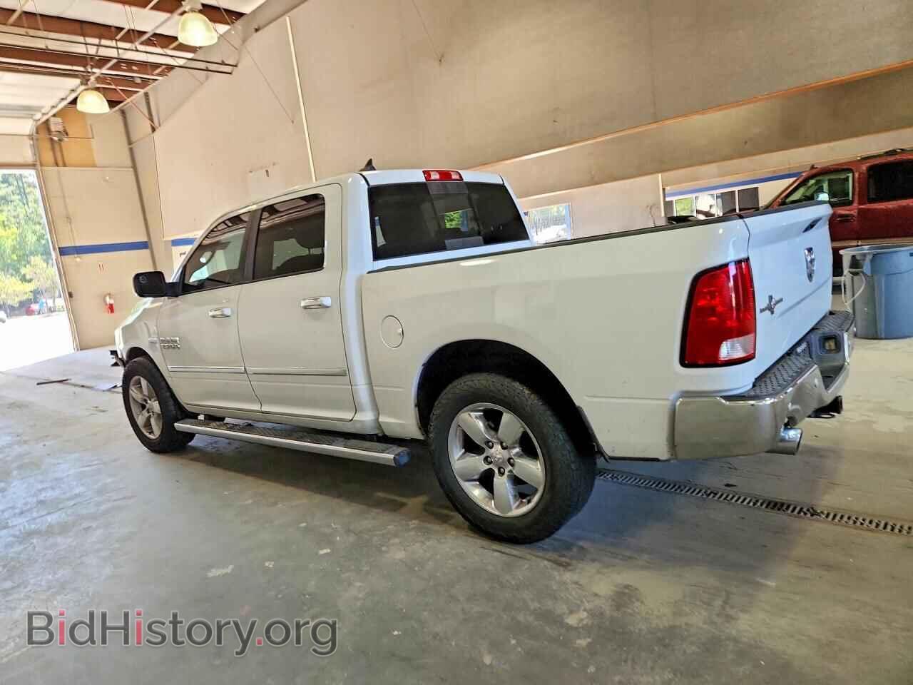 2017 RAM 1500 - VIN: 1C6RR6LT0HS525542 - Photo 2