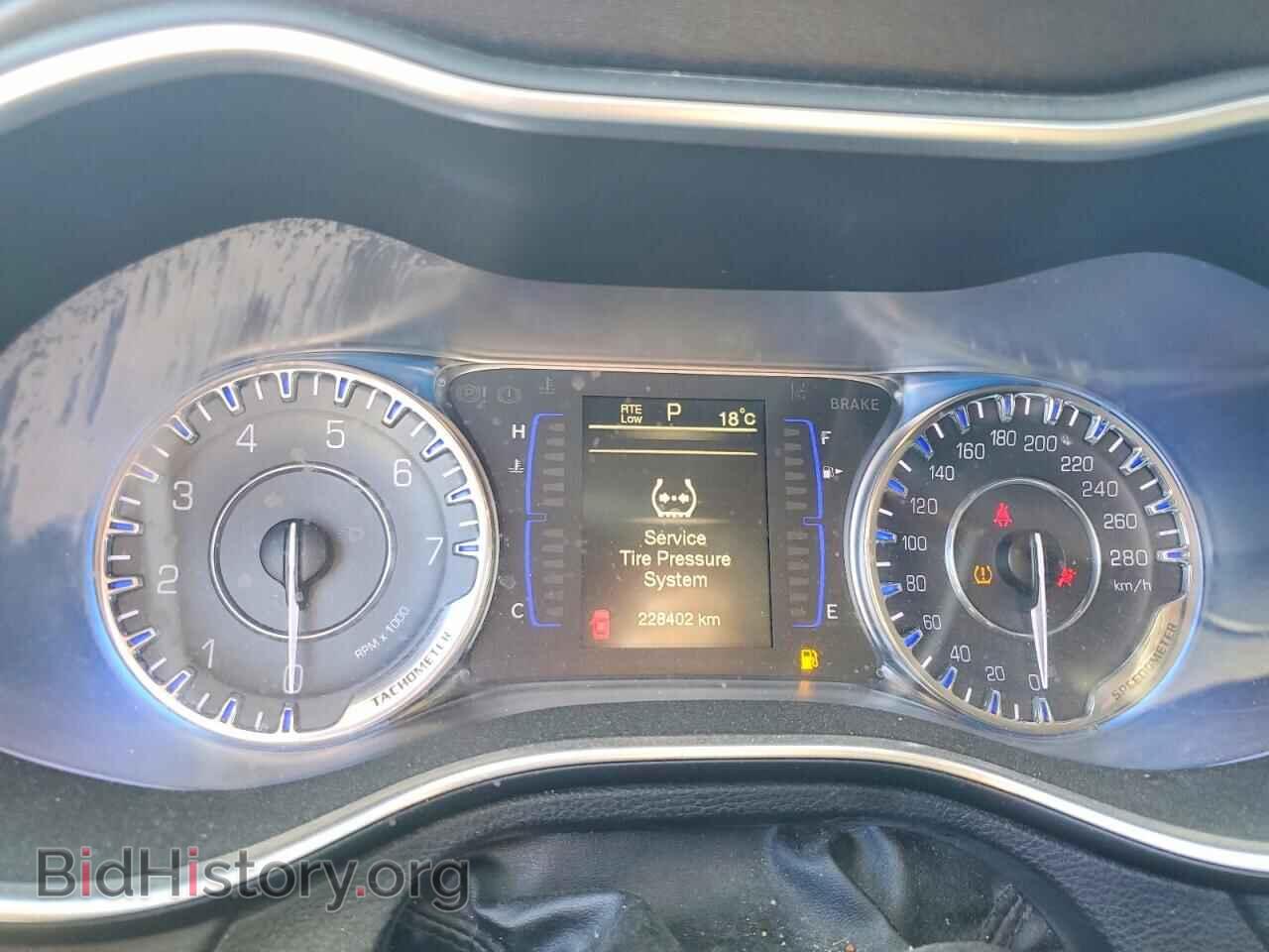 2016 CHRYSLER 200 - VIN: 1C3CCCFB5GN190068 - Photo 9
