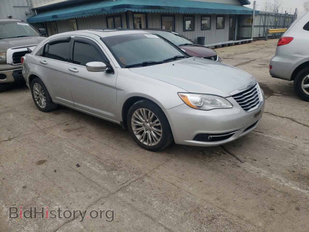 2012 CHRYSLER 200 - VIN: 1C3CCBCG1CN307049 - Фото 4