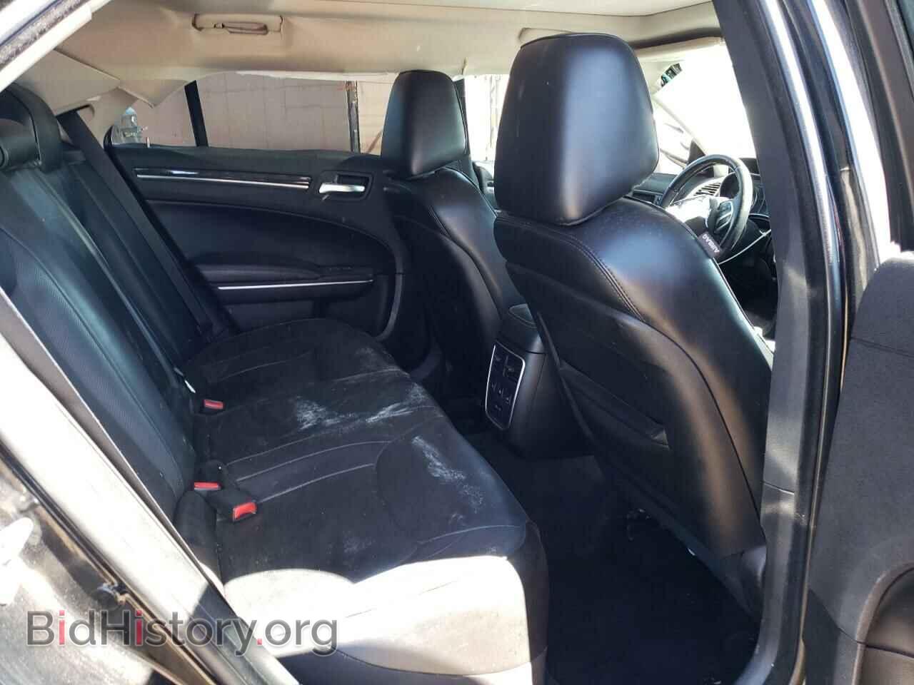 2017 CHRYSLER 300 - VIN: 2C3CCAEGXHH570941 - Фото 10