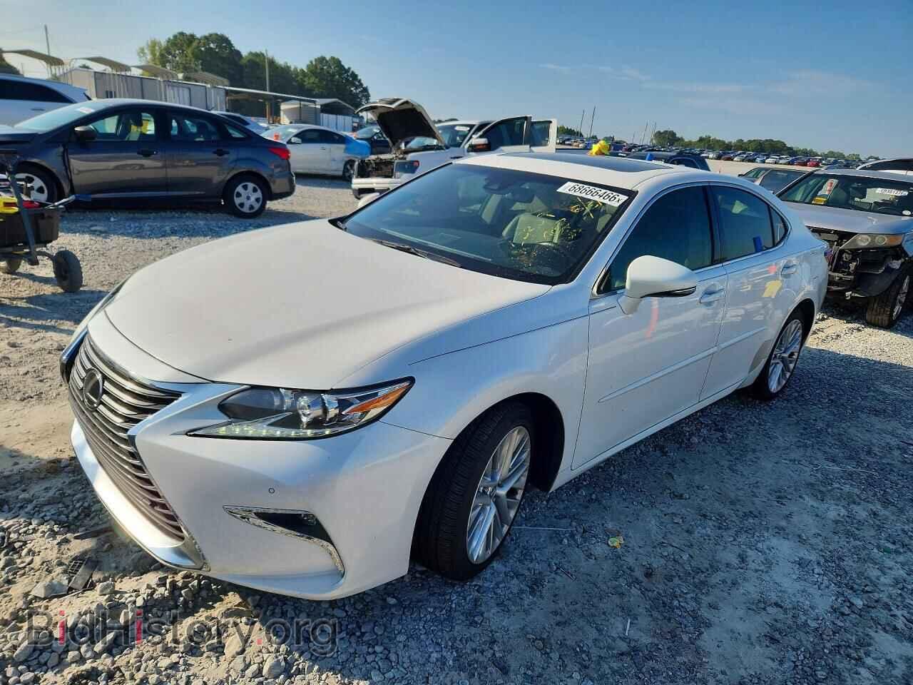 Фотография JTHBK1GG2G2234309 - LEXUS ES350 2016