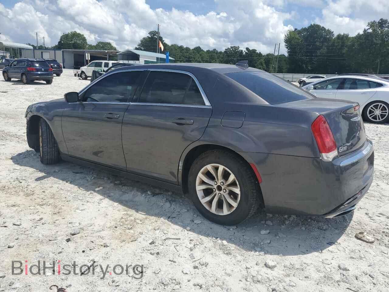 2016 CHRYSLER 300 - VIN: 2C3CCAAG2GH190660 - Фото 2