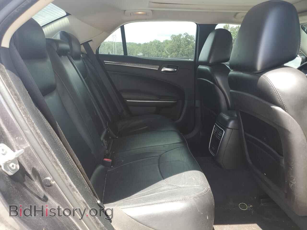 2016 CHRYSLER 300 - VIN: 2C3CCAAG2GH190660 - Фото 10