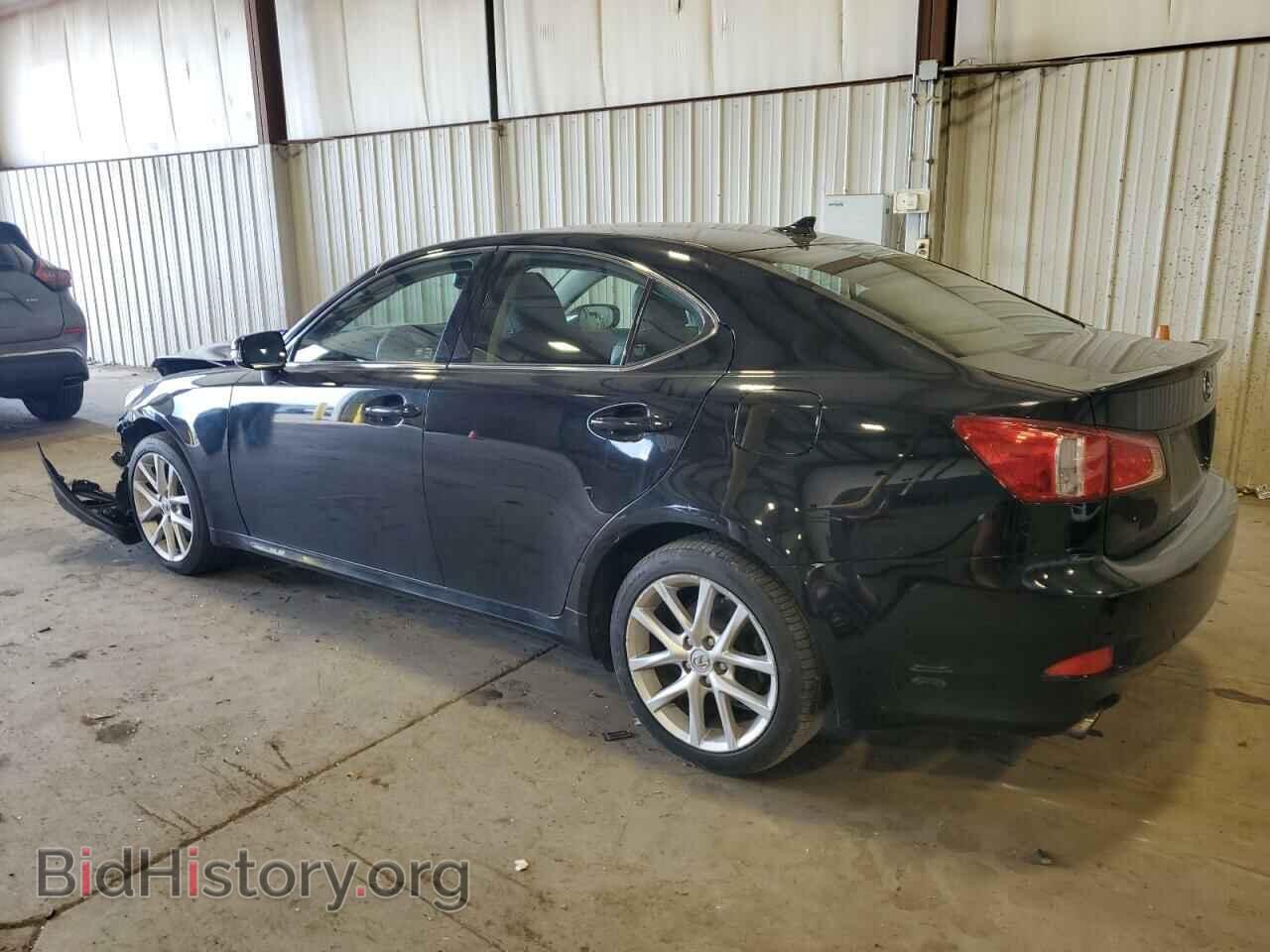 2011 LEXUS IS - VIN: JTHCF5C21B5047676 - Photo 2