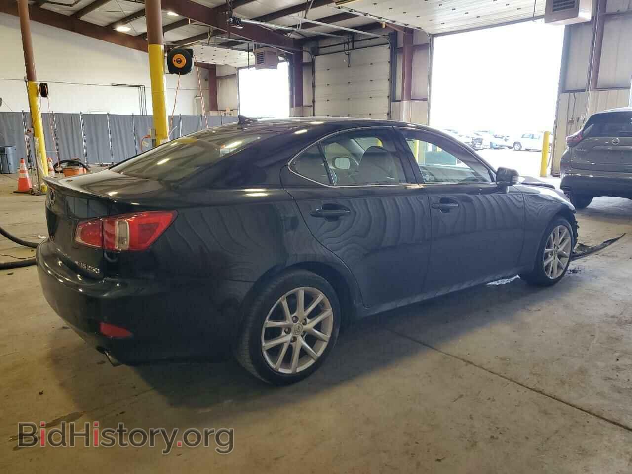 2011 LEXUS IS - VIN: JTHCF5C21B5047676 - Photo 3