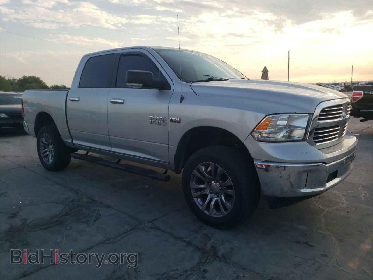 2018 RAM 1500 - VIN: 1C6RR7LT8JS321793 - Photo 4