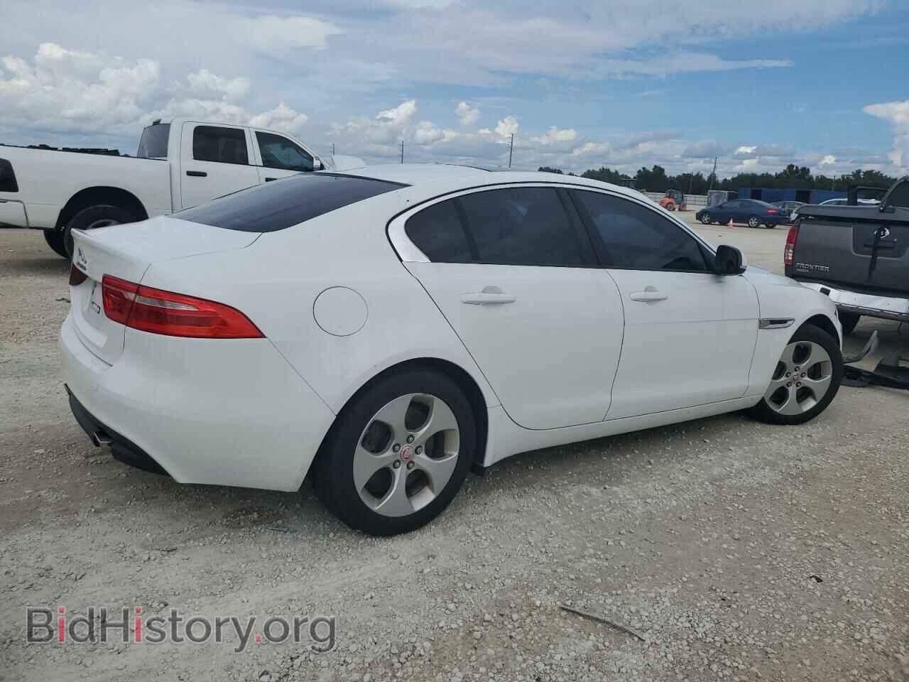 2017 JAGUAR XE - VIN: SAJAR4BG2HA964229 - Фото 3
