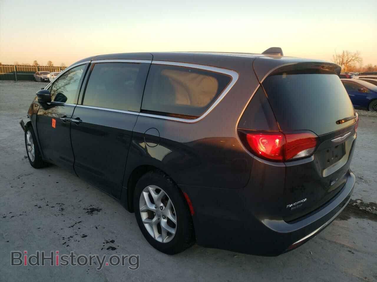 2020 CHRYSLER PACIFICA - VIN: 2C4RC1FG3LR126789 - Photo 2
