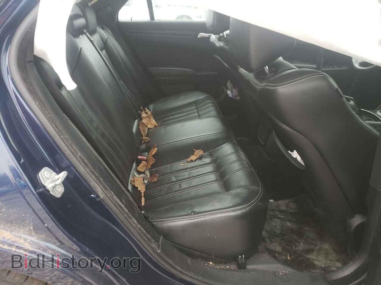 2016 CHRYSLER 300 - VIN: 2C3CCAGG9GH182885 - Фото 6