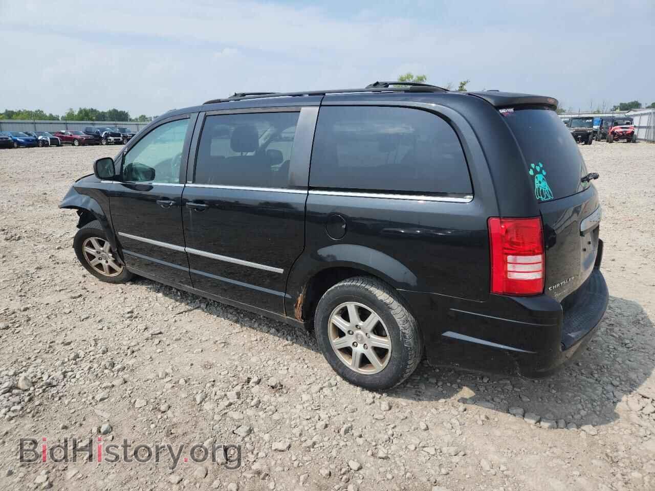 2010 CHRYSLER MINIVAN - VIN: 2A4RR5D1XAR299818 - Фото 2