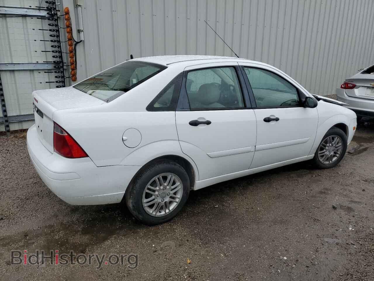 2007 FORD FOCUS - VIN: 1FAFP34N17W300821 - Фото 3