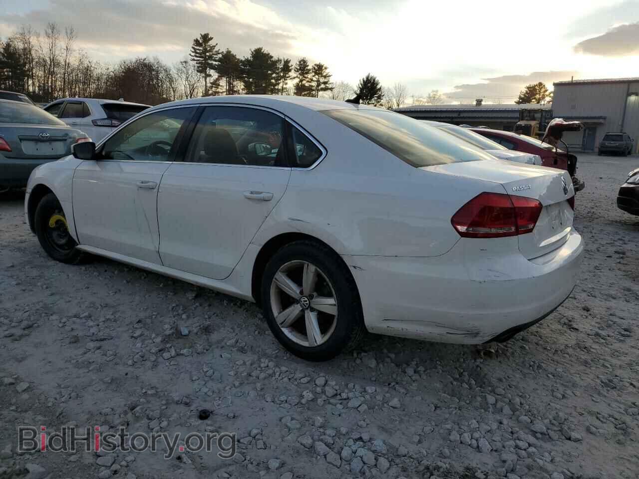 2012 VOLKSWAGEN PASSAT - VIN: 1VWBP7A39CC110373 - Фото 2