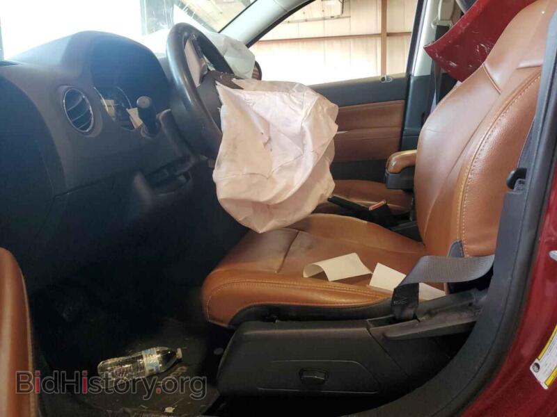2015 Jeep COMPASS (VIN 1C4NJDCB0FD121250) — photo 7 of 14