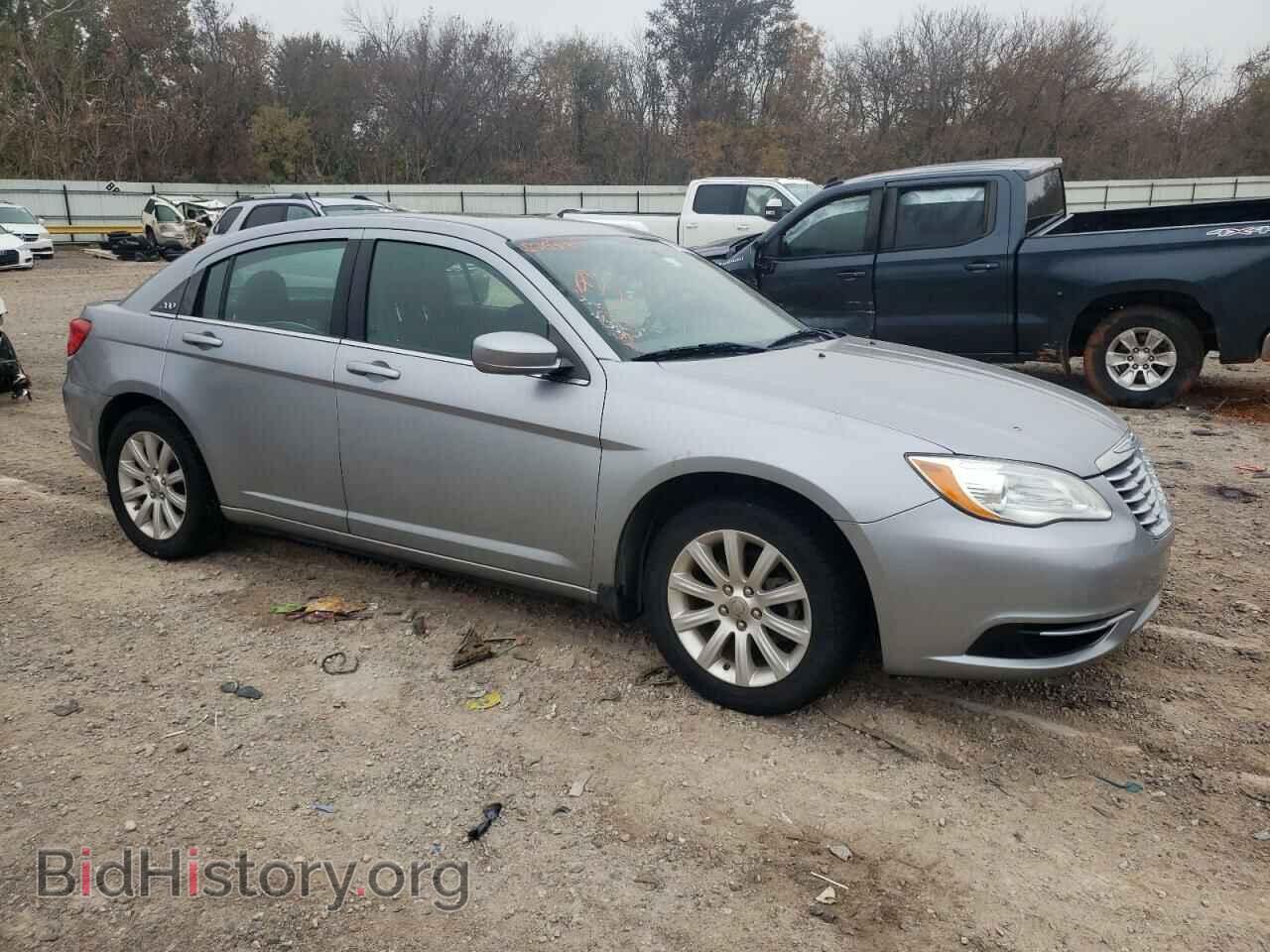 2013 CHRYSLER 200 - VIN: 1C3CCBBB3DN596975 - Фото 4