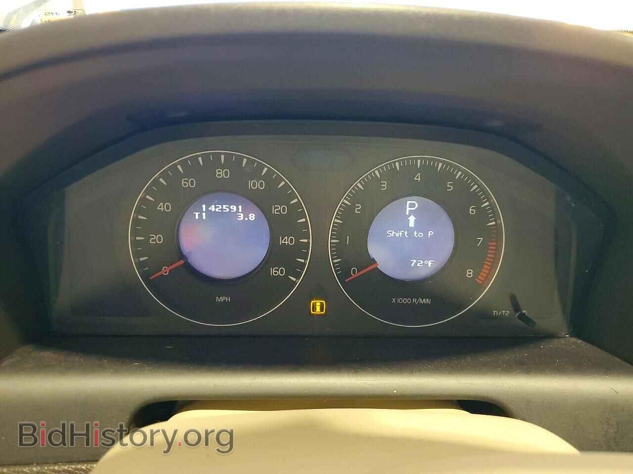 2010 VOLVO XC60 - VIN: YV4960DL8A2075946 - Photo 9