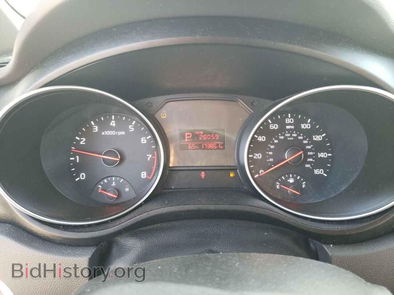 2015 KIA All Models - VIN: KNDMB5C14F6038818 - Фото 9