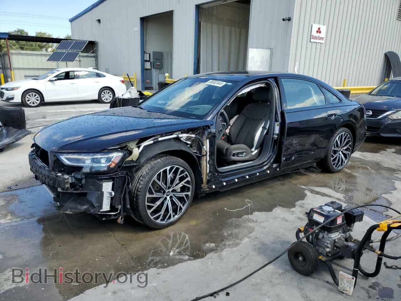 Photo WAULDAF81RN008674 - AUDI A8 2024