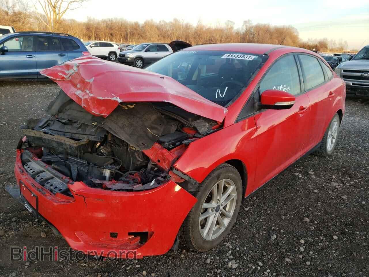 2017 FORD FOCUS - VIN: 1FADP3F25HL217695 - Фото 2