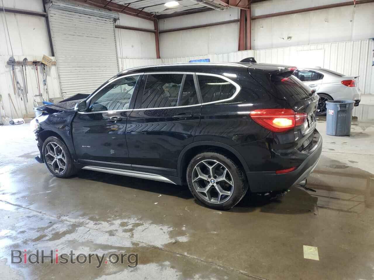 2017 BMW X1 - VIN: WBXHT3C30H5F79819 - Фото 2