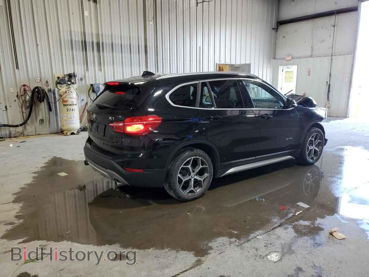 2017 BMW X1 - VIN: WBXHT3C30H5F79819 - Фото 3