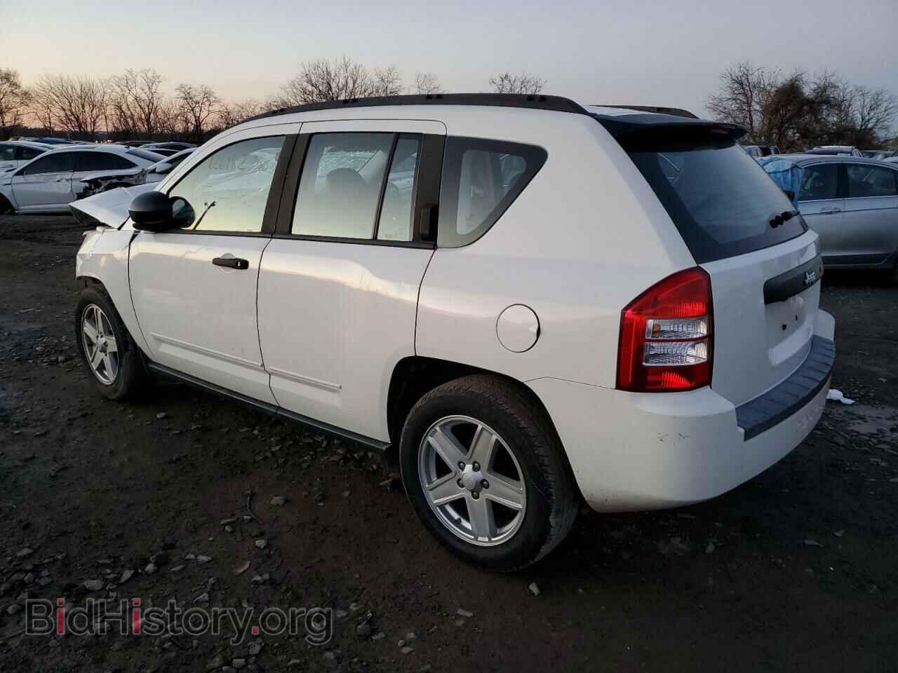 2009 JEEP COMPASS - VIN: 1J4FT47B29D121967 - Photo 2