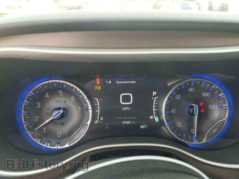 2019 Chrysler PACIFICA (VIN 2C4RC1BG2KR628665) — photo 9 of 13