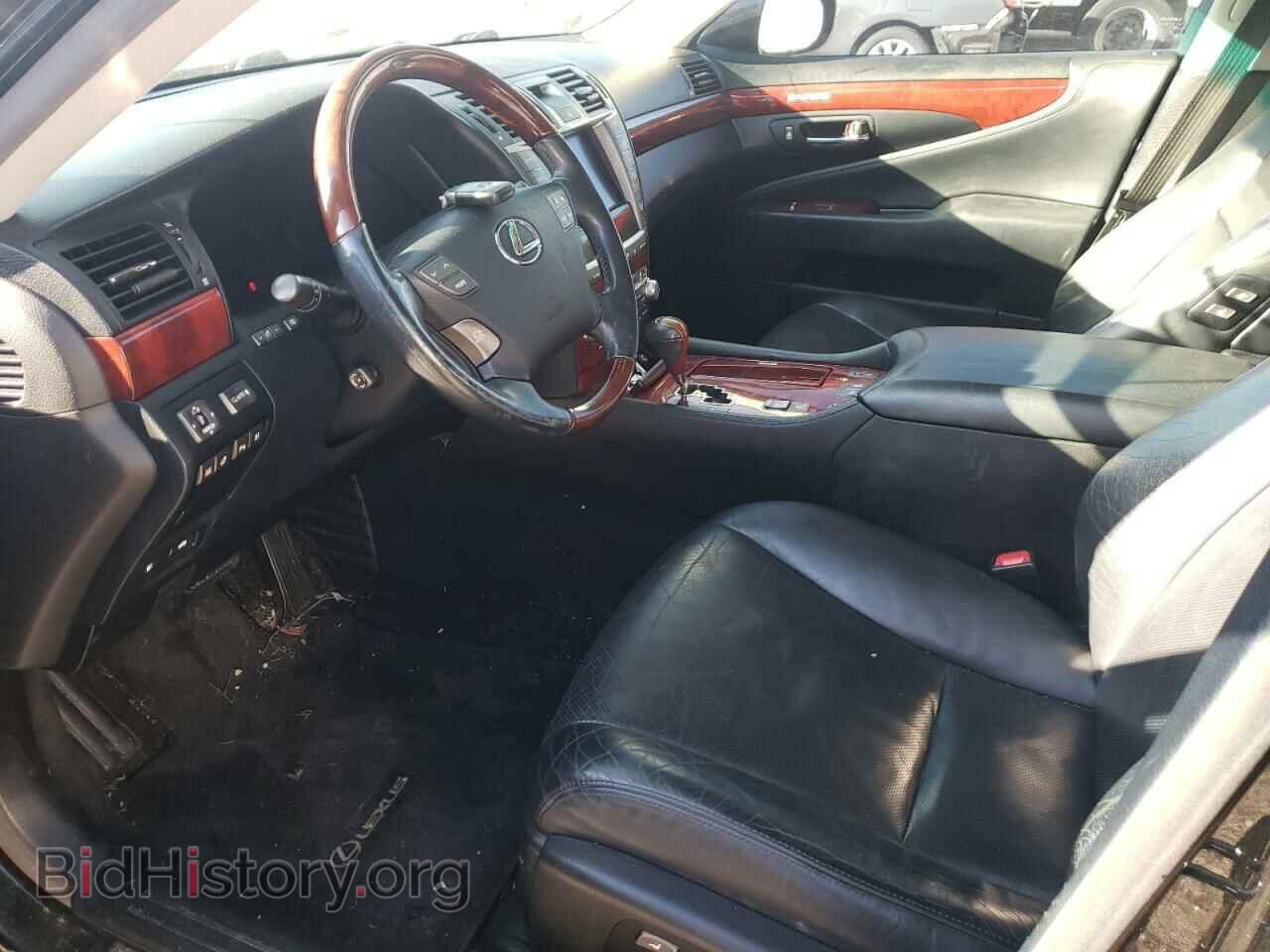 2011 LEXUS LS460 - VIN: JTHCL5EF5B5012275 - Photo 7