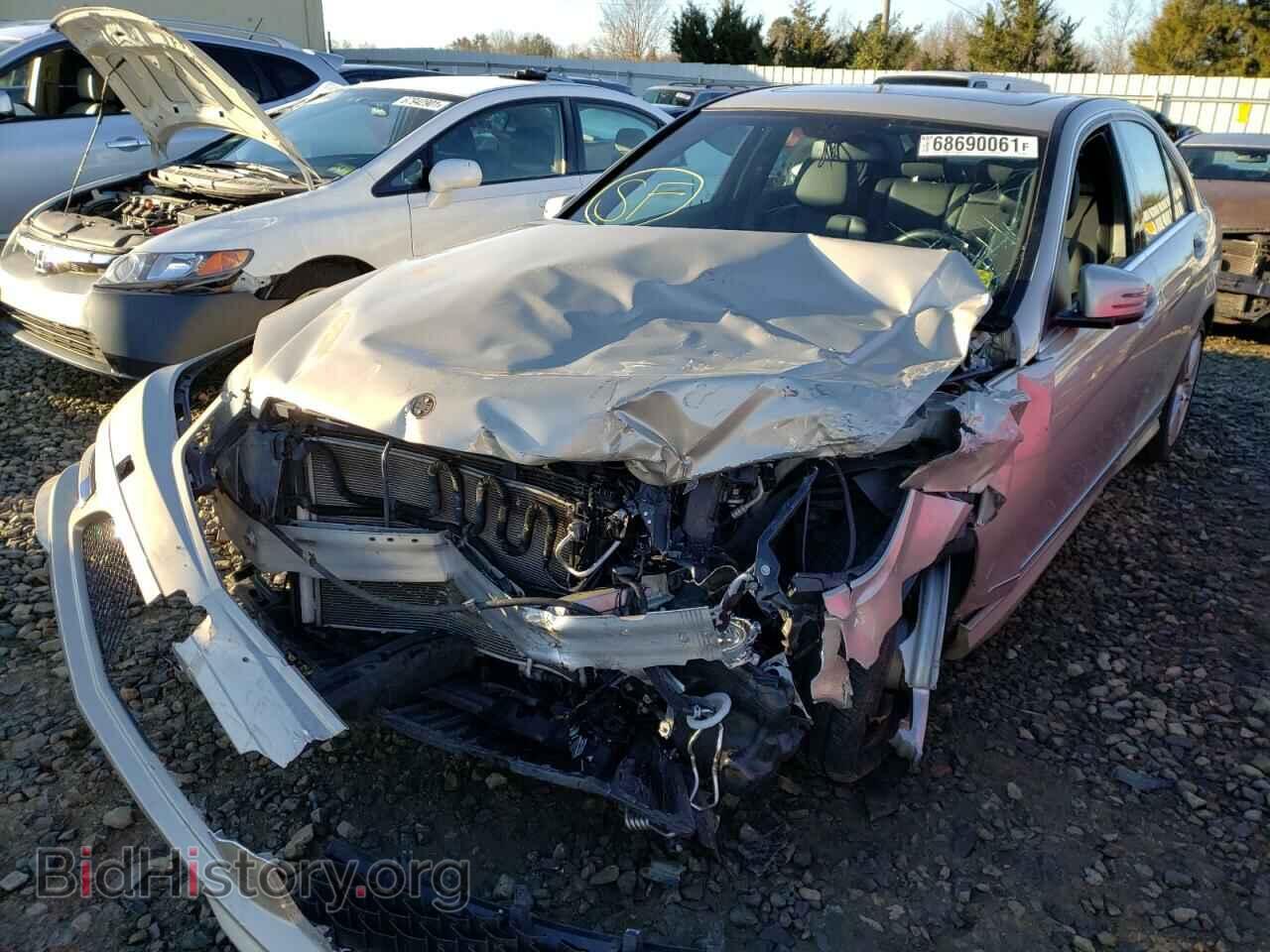 2011 MERCEDES-BENZ C-CLASS - VIN: WDDGF8BB6BR150497 - Фото 2